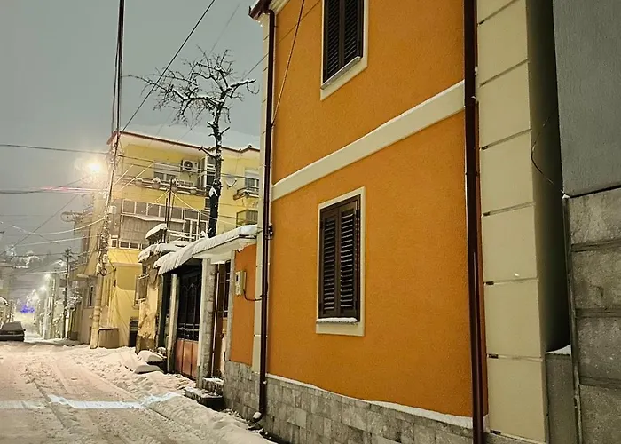 Alba 1 Apartment Korce